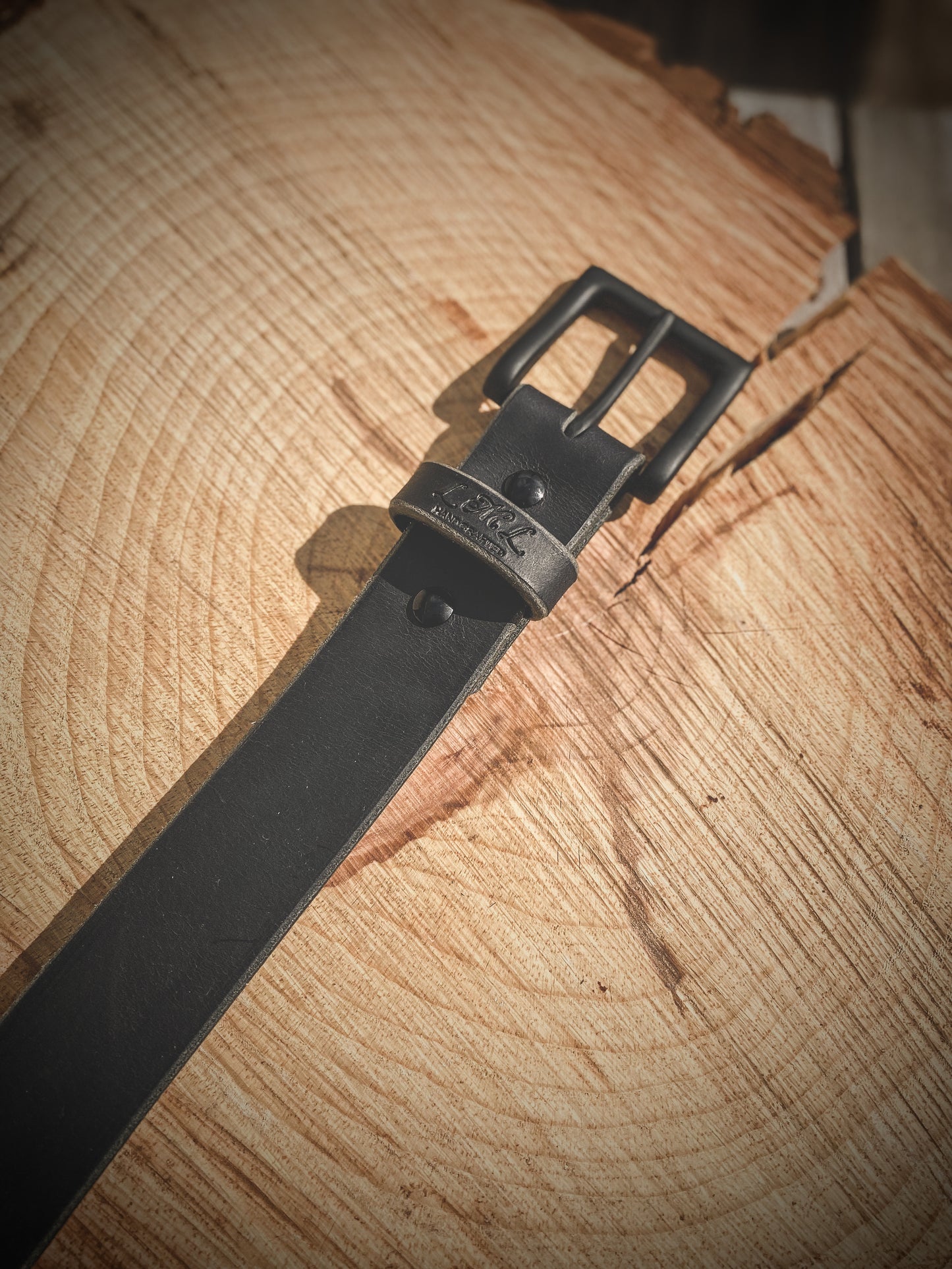 The 'Everyday' Blackout Leather Belt