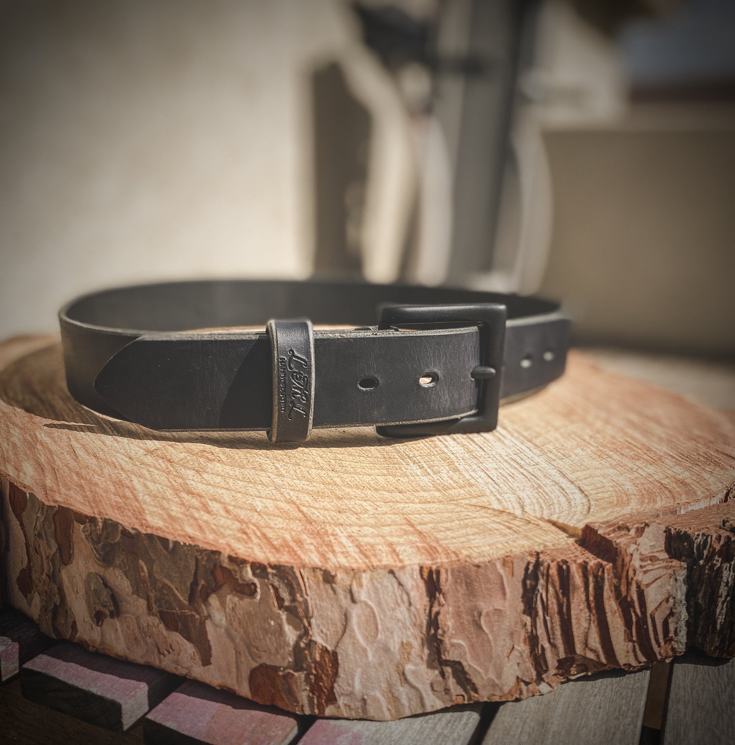 The 'Everyday' Blackout Leather Belt