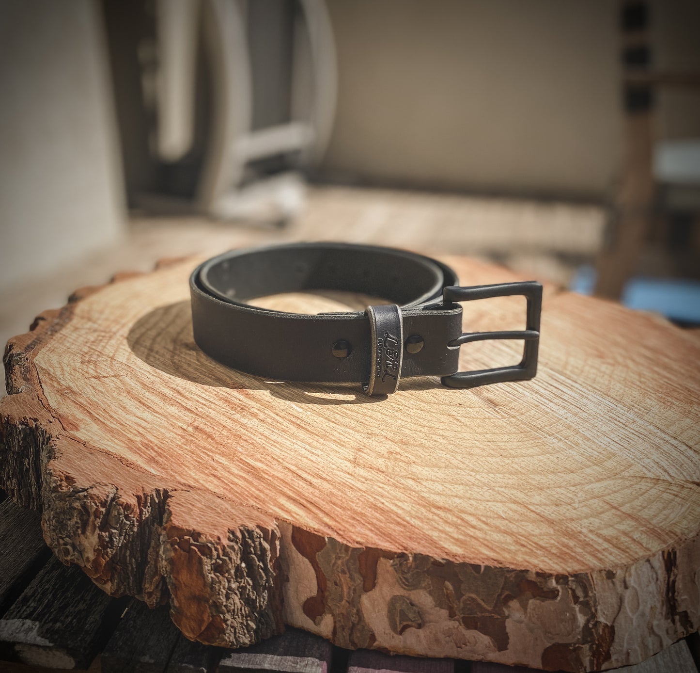 The 'Everyday' Blackout Leather Belt